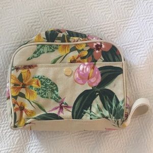 Canvas toiletry bag